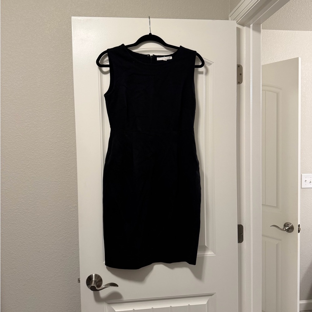 Elegant Black Sleeveless Dress